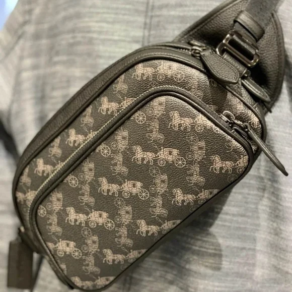 NEW COACH Hitch Belt Bag In Signature Canvas With Horse And Carriage Print $395